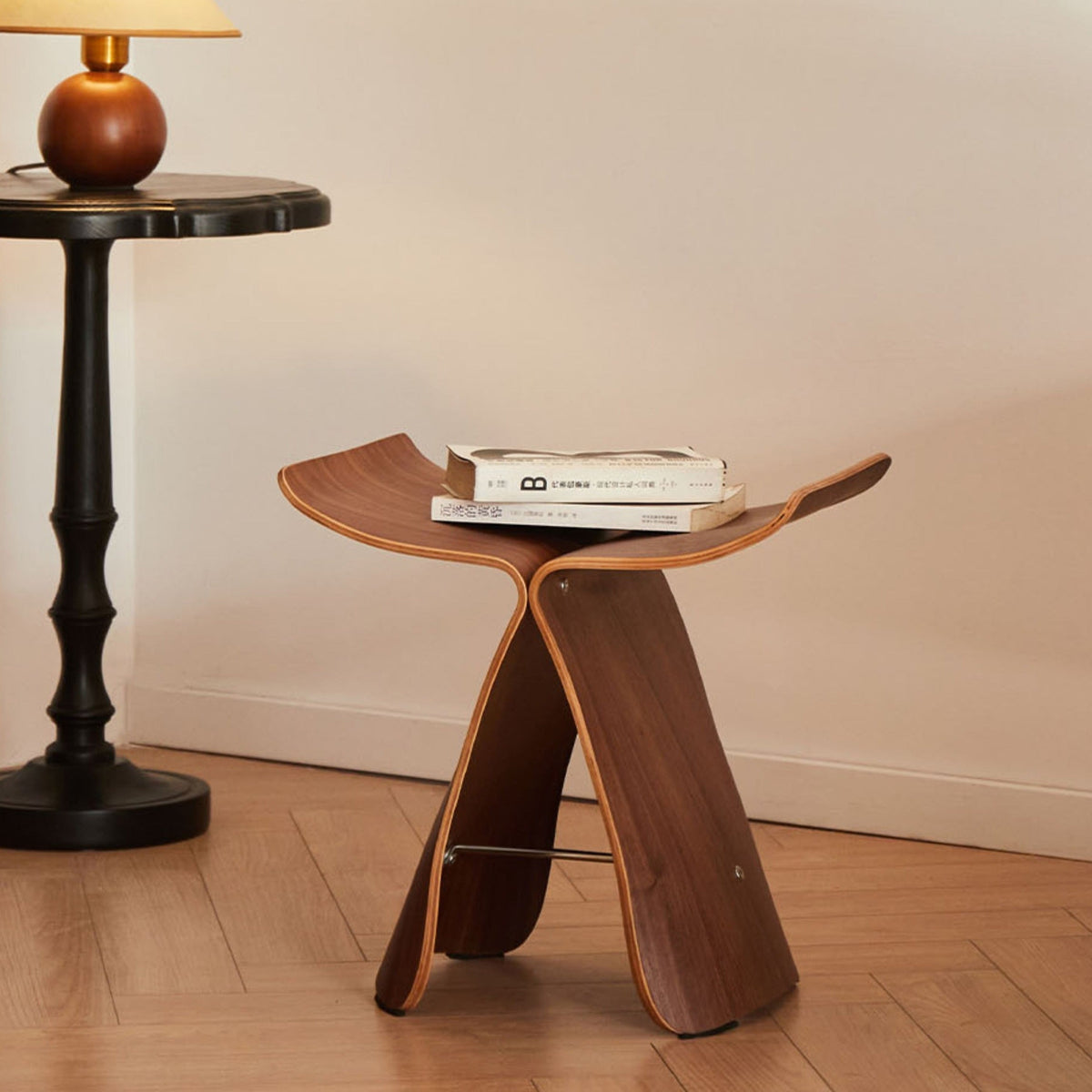 Butterfly Stool in Solid Wood — Timeless Design for Any Room 1