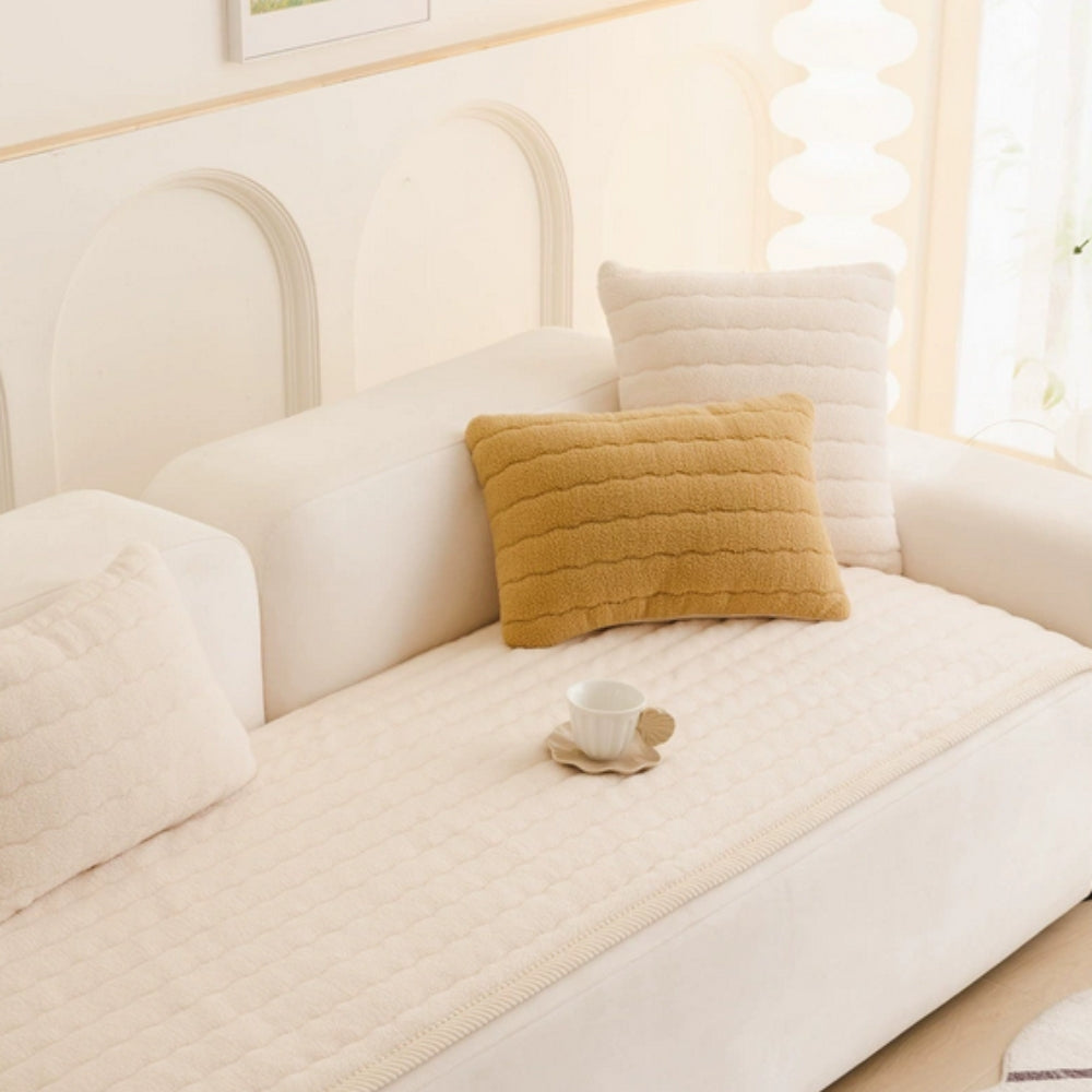 Chic Thick Plush Sofa Cover - Scratch-Resistant Pet-Friendly Slipcover