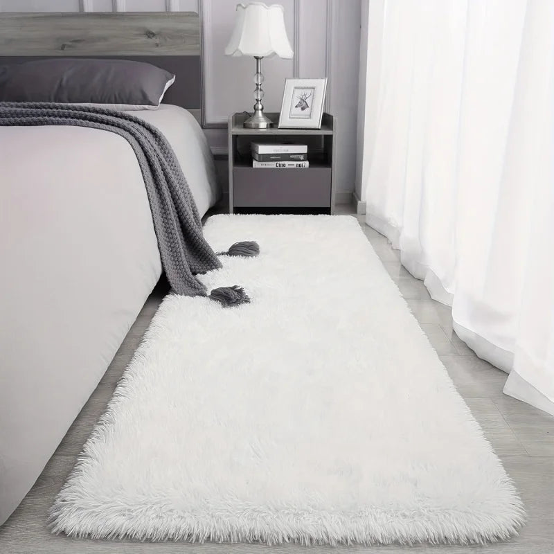 CozyNest - Ultra-Soft Plush Faux Fur Rug & Machine Washable Mat
