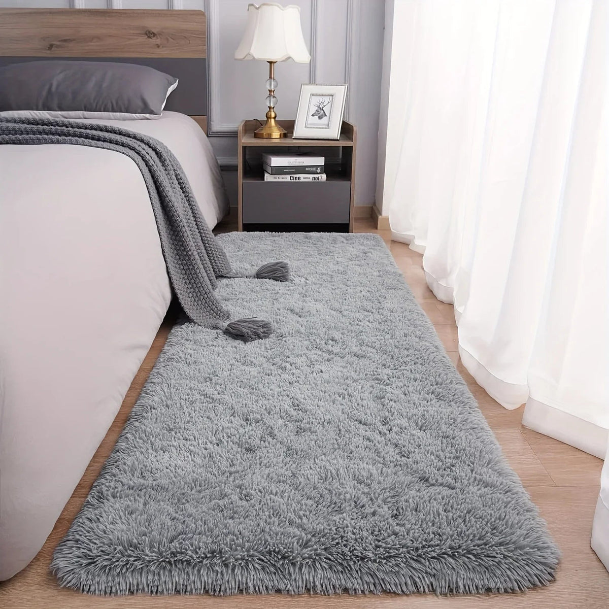 CozyNest - Ultra-Soft Plush Faux Fur Rug & Machine Washable Mat