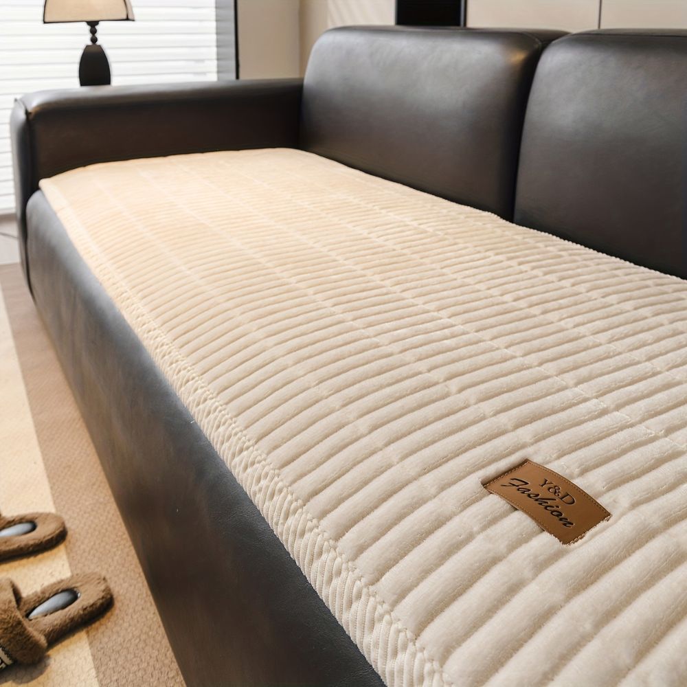 CozyQuilt - Quilted Sofa Cover Protector for Pets & Dogs
