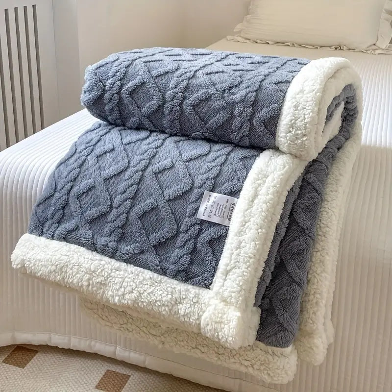 Cozy Snuggle - Reversible Lightweight Sherpa Blanket for Ultimate Comfort