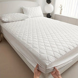 DreamGuard - Luxurious Waterproof Mattress Protector