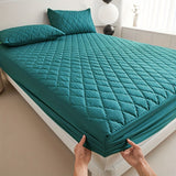 DreamGuard - Luxurious Waterproof Mattress Protector