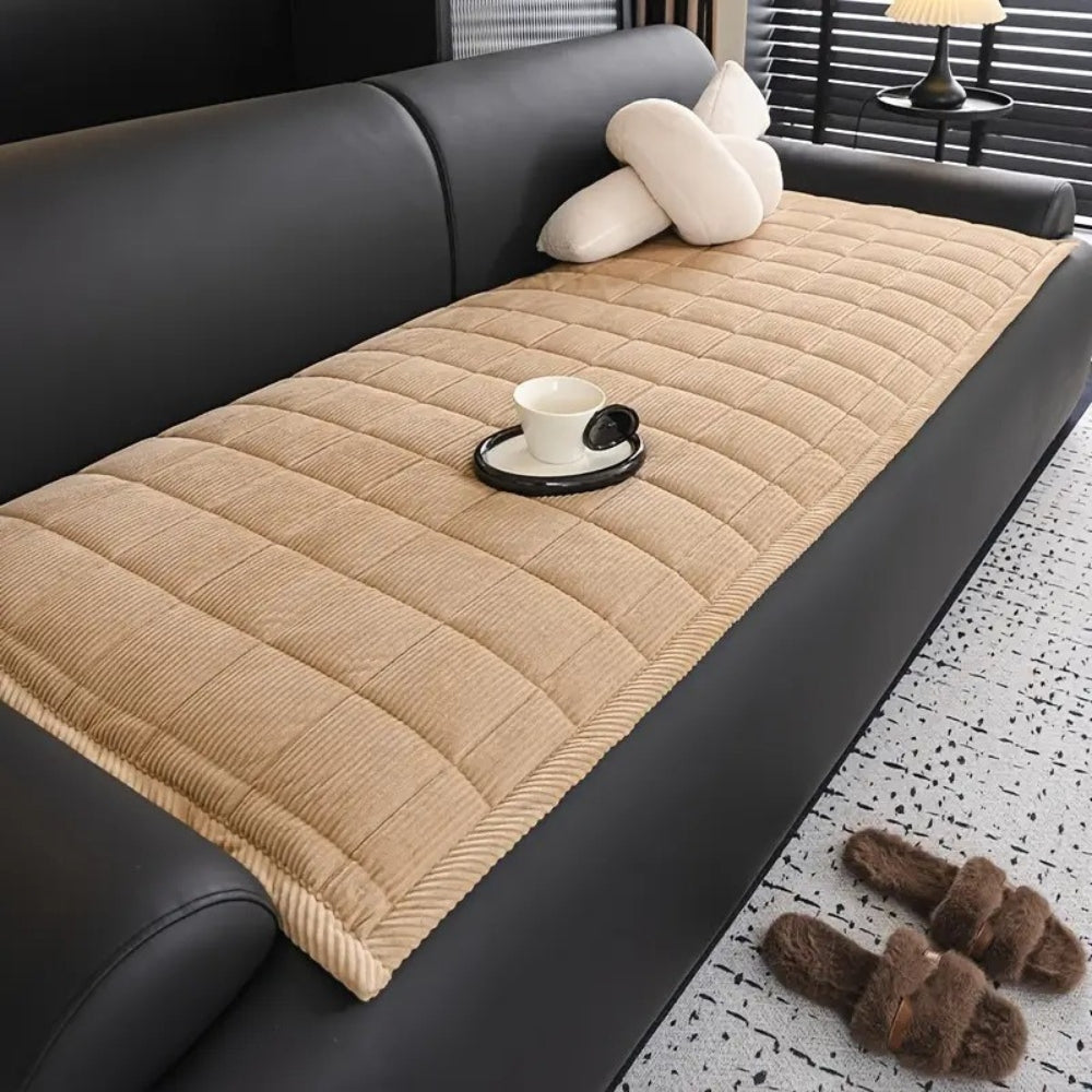 Metro Line - Quilted Couch Cover Mat for Stylish Protection