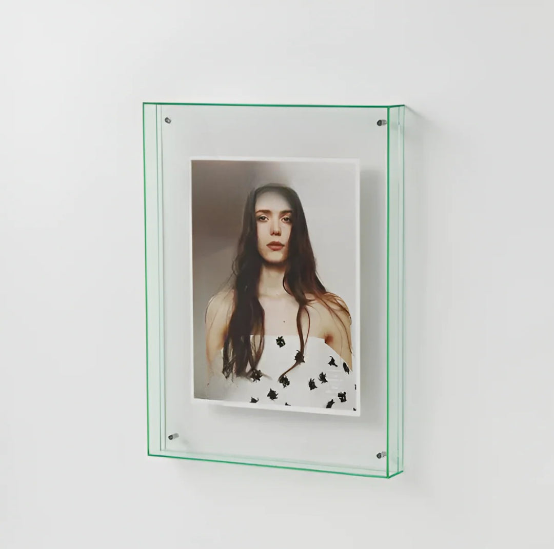 Modern Acrylic Photo Frame - Minimalist Design for Home and Office