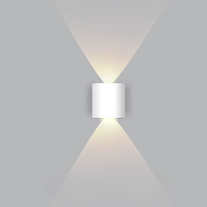Modern Outdoor Wall Light - Weatherproof LED Exterior Lantern for Garden & Home