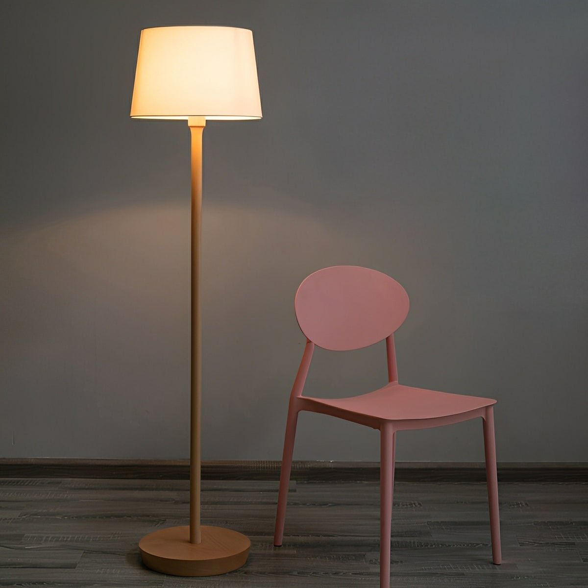 Natural Beech Wood LED Floor Lamp with Adjustable Brightness