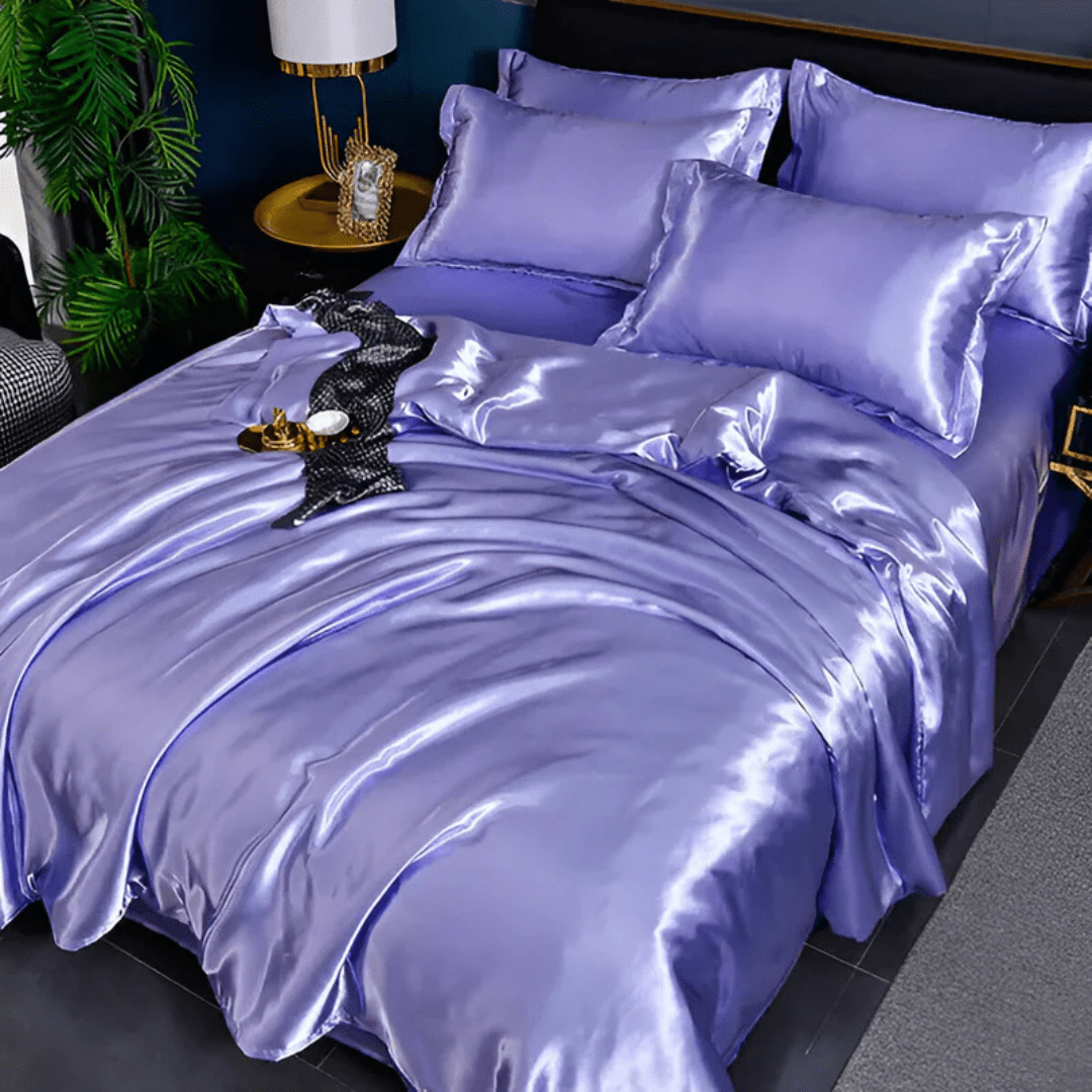 Pureliss - Luxurious Silk Bedding Set with Duvet Covers for All-Season Comfort