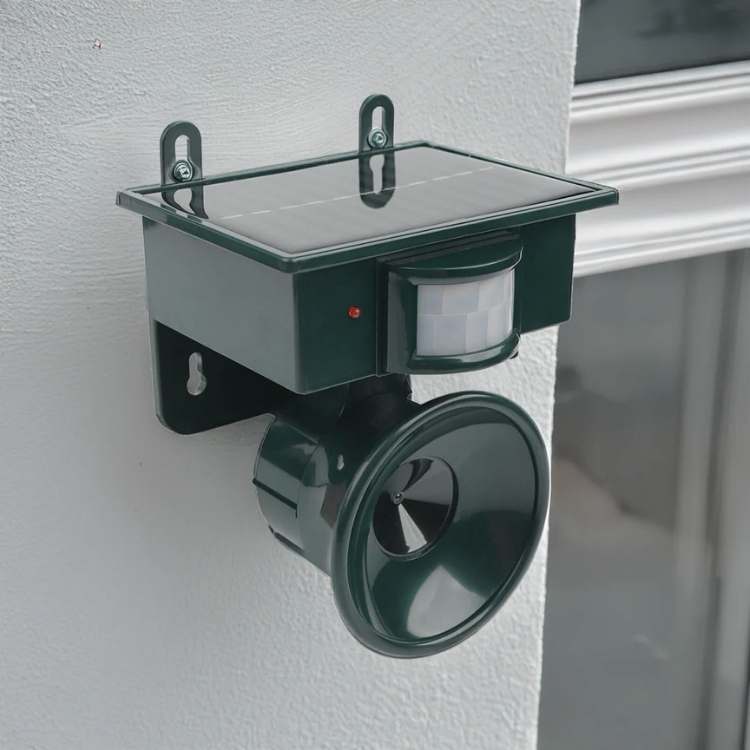 Solar-Powered Ultrasonic Bird Repeller with PIR Sensor 2