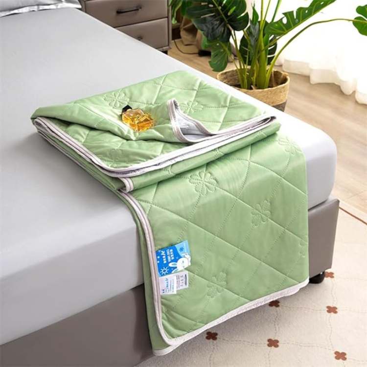 Summer Breeze Cooling Blanket Breathable 5