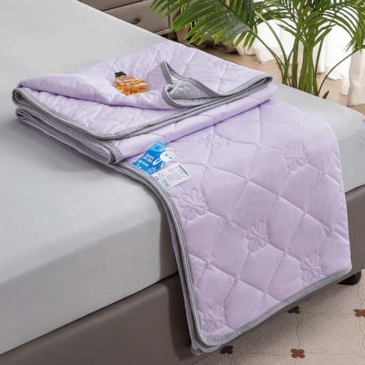 Summer Breeze Cooling Blanket Breathable 7