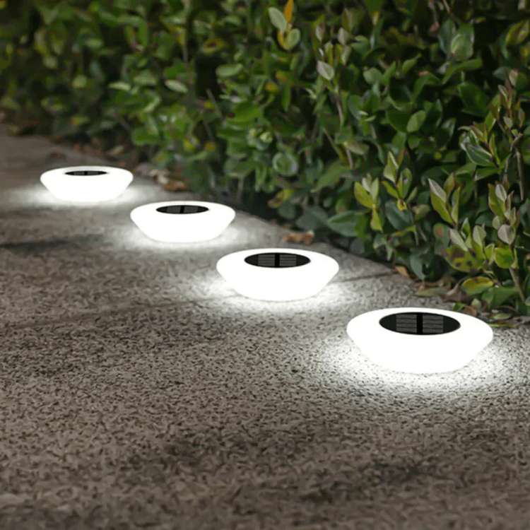 SunBeam Solar Garden Path Lights with Rust-Proof Steel 1