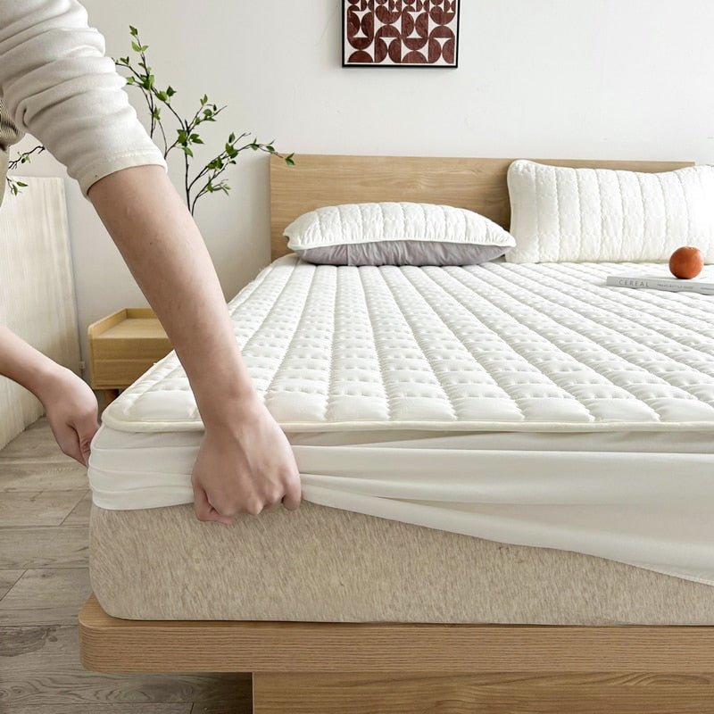 Waterproof King Size Mattress Protector - Breathable & Soft